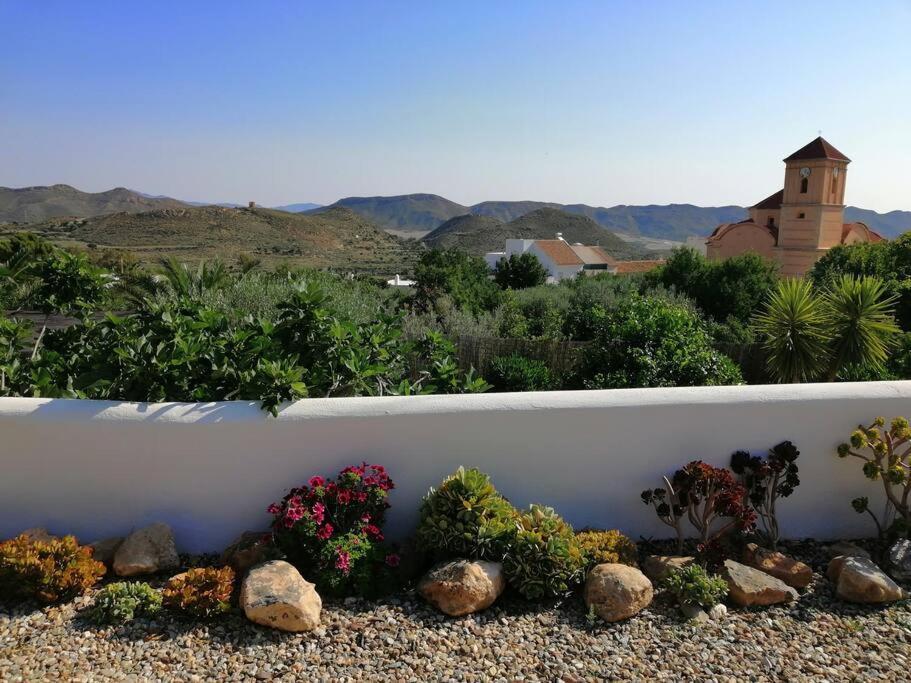 Villa Casa Jardin. Vivienda Rural En Zona Tranquila. à Lucainena de las Torres Extérieur photo